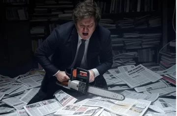 Milei arremete contra la prensa con la motosierra