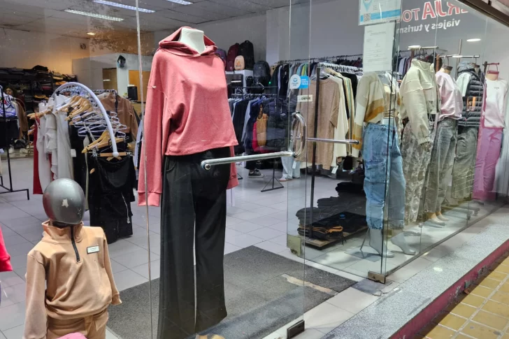Las ventas en el comercio siguen bajas y no ayuda el otoño cálido para arrancar con la nueva temporada