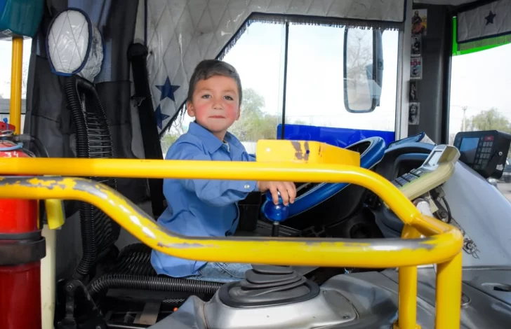 DCC050525-003F08-728x470