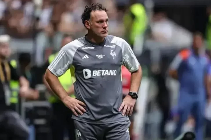 Milito ya marcó la cancha