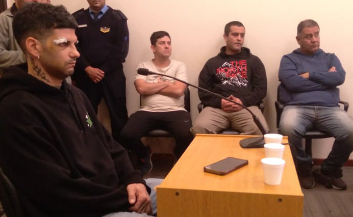 El empresario complicó a los tres barras