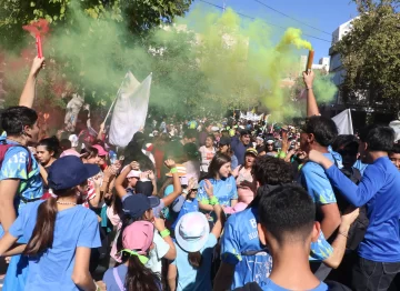 DCC110525-004F02-728x531