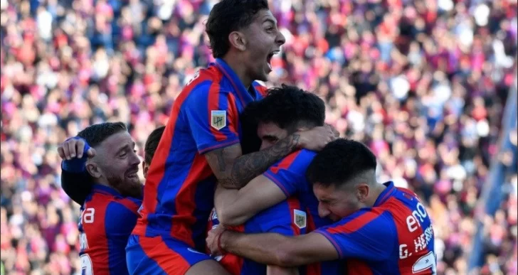 San Lorenzo y Rosario Central festejaron de manera agónica