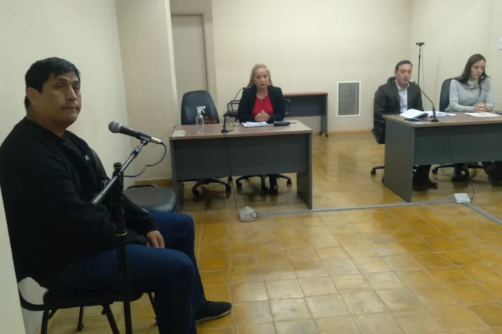 Buscarán condenar a un cabo de la Policía por sustraer baterías de camiones de OSSE