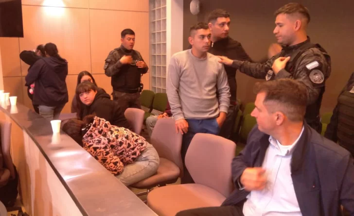 Papelón: anularon un juicio histórico a una presunta banda narco por un error judicial