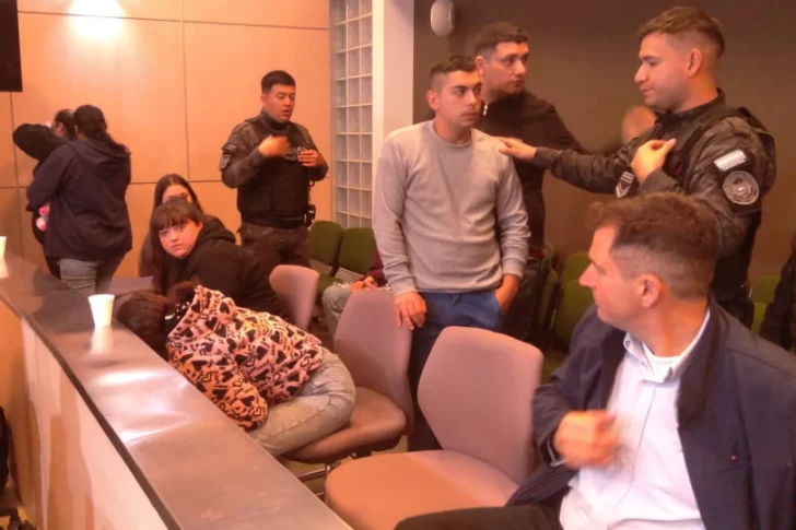 Papelón: anularon un juicio histórico a una presunta banda narco por un error judicial