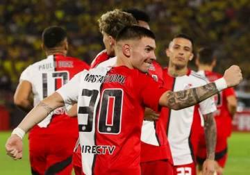 River Plate busca su pasaje