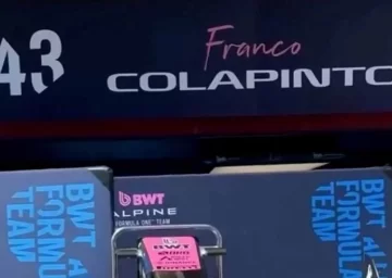 Colapinto vive su película en Imola