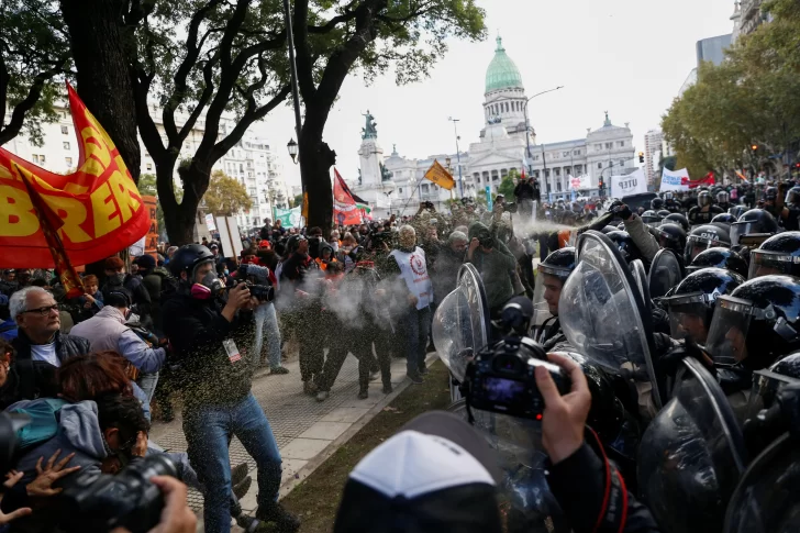 Otro traspié de la oposición para mejorar las jubilaciones