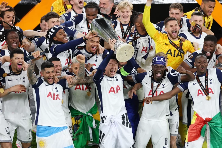 Tottenham se quedó con la Europa League