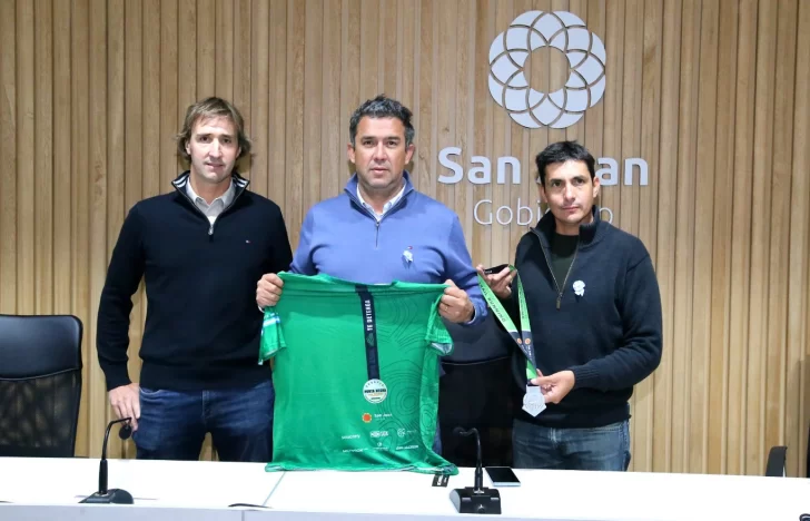 Presentaron a La Carrera