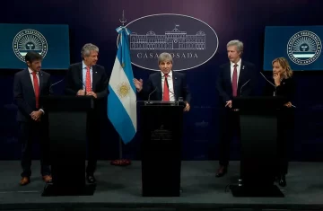 Eliminan por decreto varios controles de ARCA, para que la gente use sus ahorros