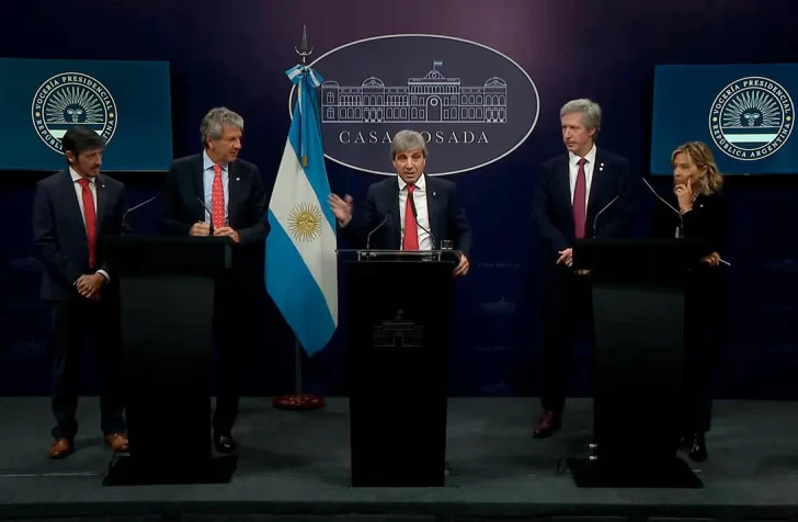 Eliminan por decreto varios controles de ARCA, para que la gente use sus ahorros