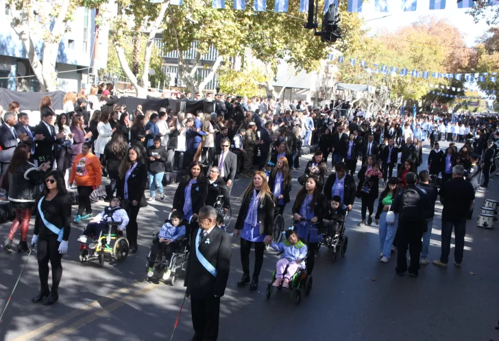 DCC260525-004F08-728x498