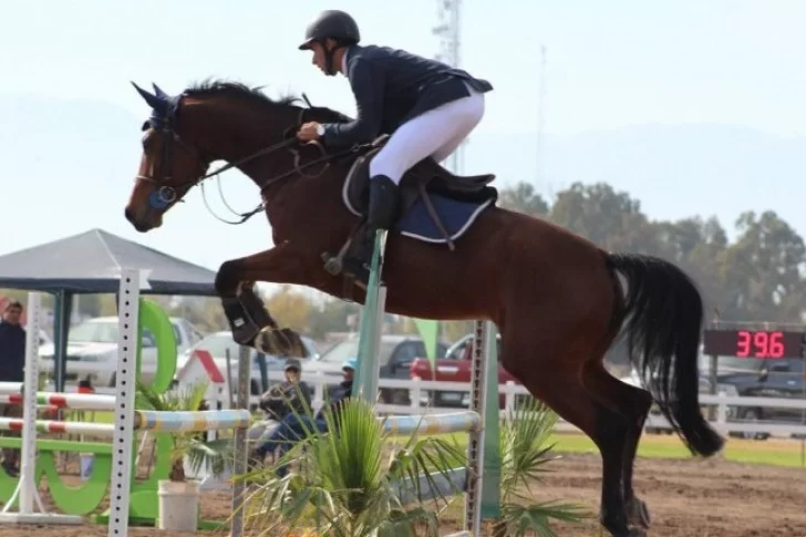 Arranca el Cordillerano de Saltos en el Jockey