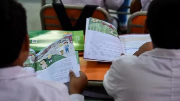 Padres: los primeros maestros en la vida Padres: los primeros maestros en la vida