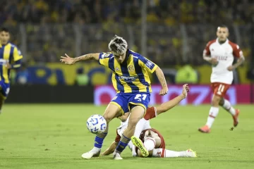 Huracán dio el golpe en Rosario, venció a Central y se clasificó a las semifinales