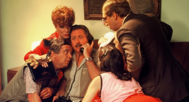 Entre nostalgias y nuevos enfoques Entre nostalgias y nuevos enfoques