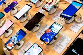 Medidas impositivas para bajar el precio a celulares y smart TV