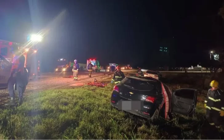 Diputado de Córdoba protagonizó un choque en la Ruta 6 donde murió una mujer Diputado de Córdoba protagonizó un choque en la Ruta 6 donde murió una mujer