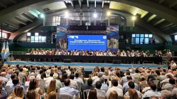 Sin Cristina Kirchner, el PJ se reúne en un congreso atravesado por la tensión entre las diferentes tribus Sin Cristina Kirchner, el PJ se reúne en un congreso atravesado por la tensión entre las diferentes tribus