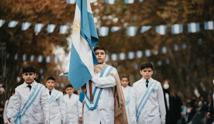 Por el desfile del 25 de Mayo, habrá boleto escolar gratuito Por el desfile del 25 de Mayo, habrá boleto escolar gratuito