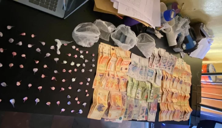 La policía desbarató el “kiosco” de droga del “Sin Alma” La policía desbarató el “kiosco” de droga del “Sin Alma”