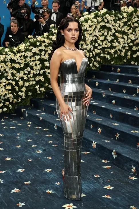 met-gala-2025-13-485x728