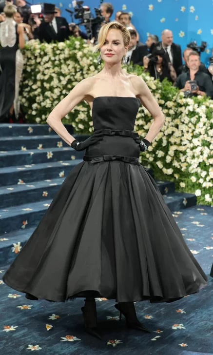 met-gala-2025-9-437x728