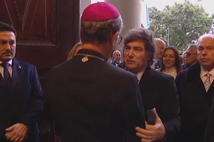 Duro mensaje del Arzobispo de Buenos Aires: “Basta de arrastrarnos en el barro del odio y la descalificación”