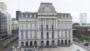 El Gobierno oficializó la disolución de organismos culturales: qué pasará con el Museo Bellas Artes, el Palacio Libertad El Gobierno oficializó la disolución de organismos culturales: qué pasará con el Museo Bellas Artes, el Palacio Libertad