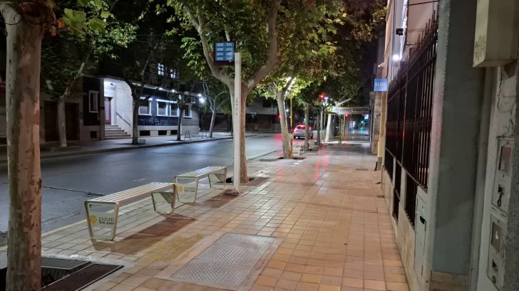 Sin colectivos en las calles, UTA cumple con el paro en San Juan y el Gobierno lo considera ilegal