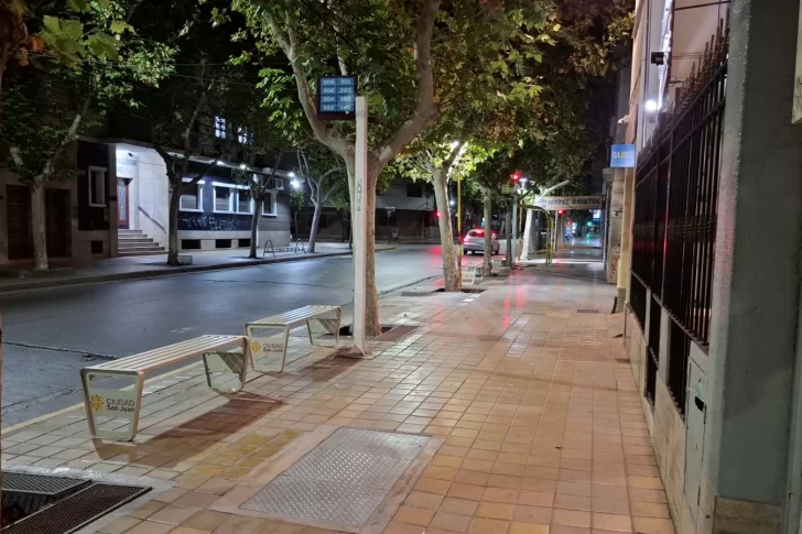 Sin colectivos en las calles, UTA cumple con el paro en San Juan y el Gobierno lo considera ilegal