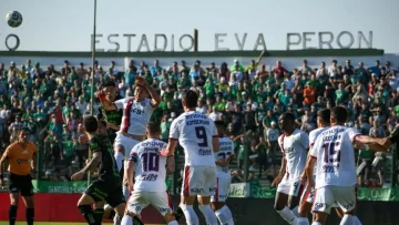 Sarmiento empató ante San Lorenzo y quedó eliminado Sarmiento empató ante San Lorenzo y quedó eliminado