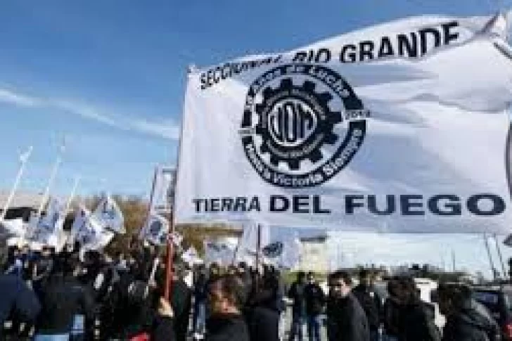 Fumata blanca por empleos en Tierra del Fuego