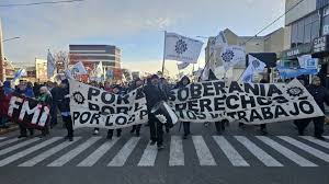 Un paro total por la quita de los aranceles