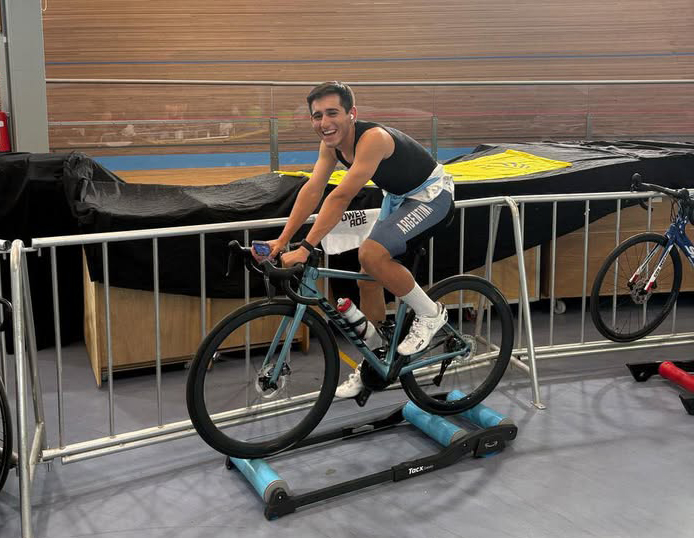 Ramiro Videla pedalea por sus sueños en las rutas de Bélgica