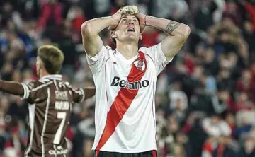 Platense se hizo Monumental