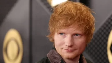 Ed Sheeran se confesó y dijo que no usa smartphone: “Aburrirse es bueno para el cerebro” Ed Sheeran se confesó y dijo que no usa smartphone: “Aburrirse es bueno para el cerebro”