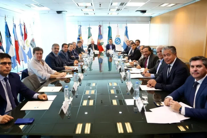 Los gobernadores unen fuerzas para exigirle fondos a la Nación