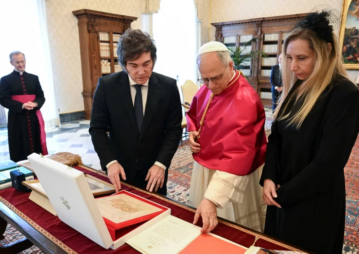 DCC080625-008F03-728x514