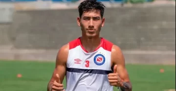 Primer intento por Román Vega