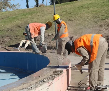 DCC120625-002F08-728x612