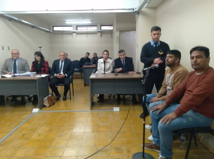 Castigo sin encierro a 2 “justicieros” por “capturar a un ladrón” y darle una paliza Castigo sin encierro a 2 “justicieros” por “capturar a un ladrón” y darle una paliza