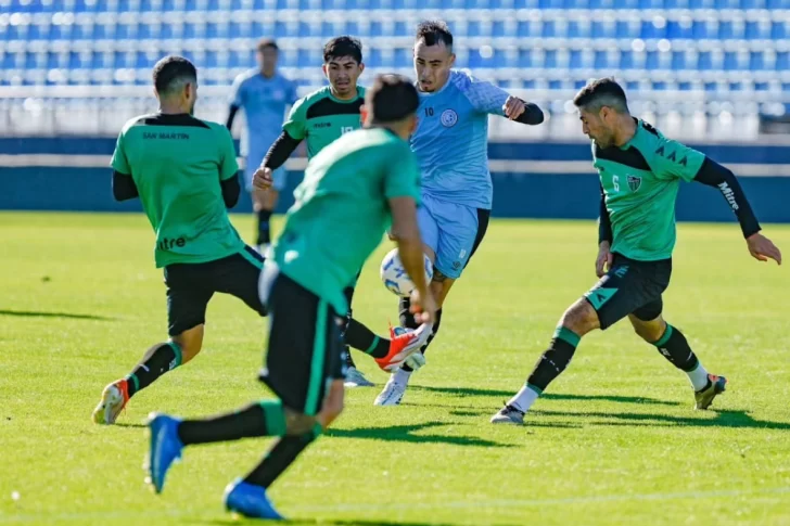 San Martín probó con derrotas ante Belgrano