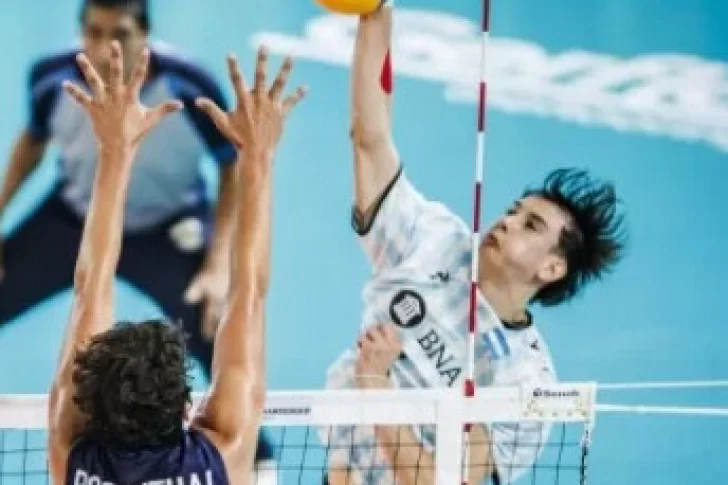 El punta Mateo Gómez citado a la Selección