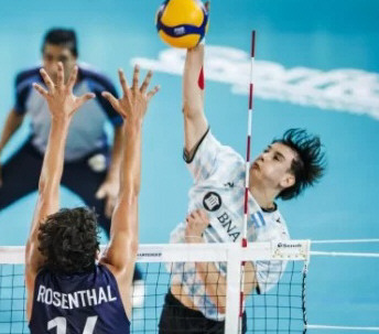 El punta Mateo Gómez citado a la Selección