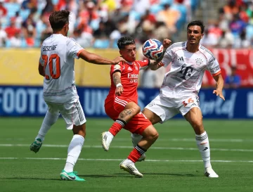 Benfica sacó pecho y ganó el grupo