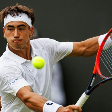 Comesaña se despidió rápido en Eastbourne