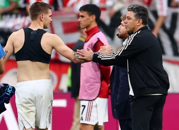 DCC270625-023F04-728x527